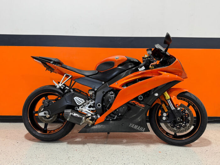2009 Yamaha YZF-R6 Team Yamaha Special Edition Sport Bike 600cc 6-Speed With Extras! $8,995