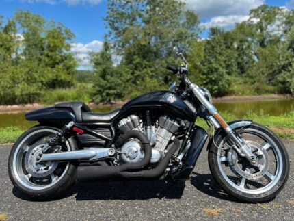 2013 Harley-Davidson V-Rod VROD Muscle VRSCF 23,345 Miles! w/ Extras! 1250cc - $9,995
