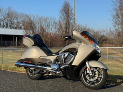 2013 Victory Vision Tour ABS 106" Freedom V-Twin 6spd w/ Reverse