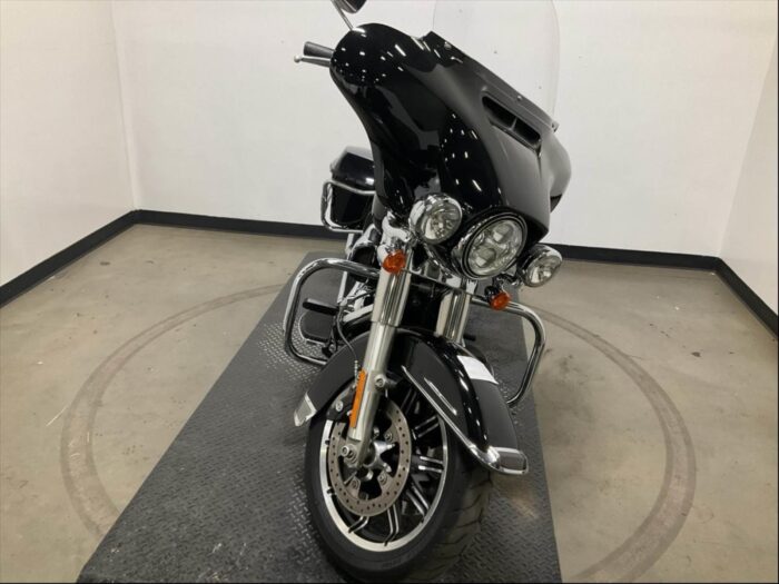 2014 Harley-Davidson Electra Glide Police FLHTP High Output 103" 6-Speed One Owner $11,995