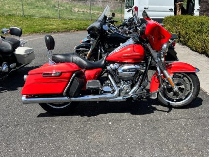 2017 Harley-Davidson Road King FLHR M8 FLHXS w/ Detachable Batwing Fairing & Extras! $15,995