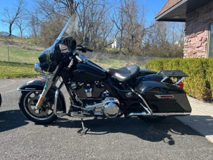 2018 Harley-Davidson Police Electra Glide FLHTP Only 5,996 Miles! 107" Milwaukee 8 $14,995