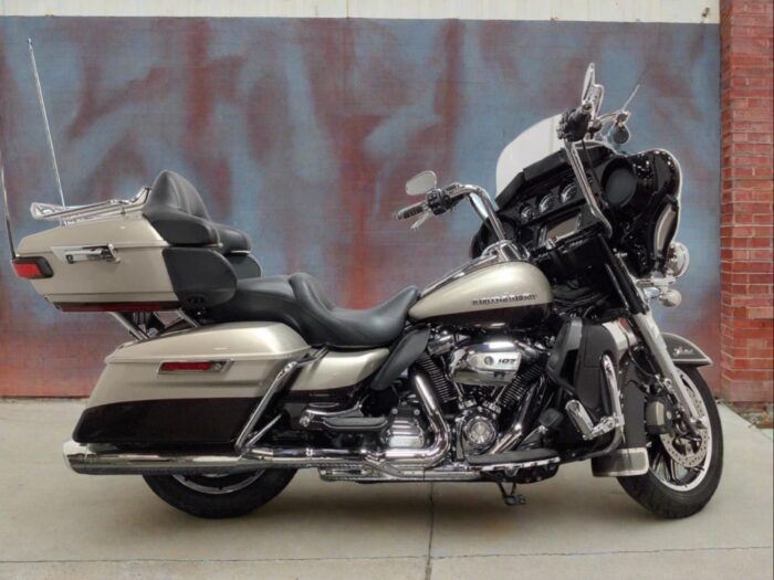 2018 Harley-Davidson Ultra Limited FLHTK M8 w/ Chrome Front End, Apes, Exhaust, & Extras! $18,995 (Sneak Peek Deal)