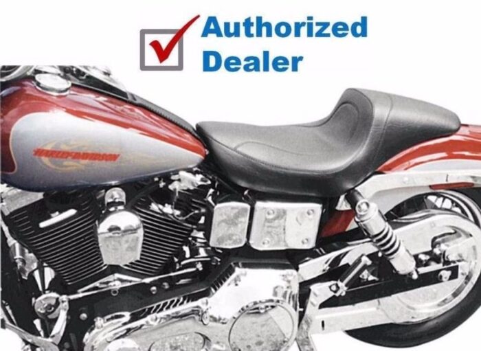 Mustang One-Piece Fastback Seat 1996-2003 Harley-Davidson Dyna Superglide 75439