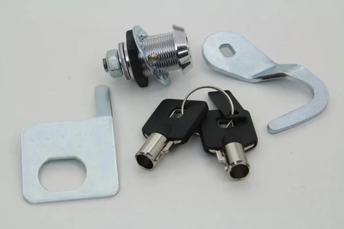 V-Twin Chrome Tour-Pak Pack Lock Key Kit 53194-07 Harley 93-13 Touring Dresser