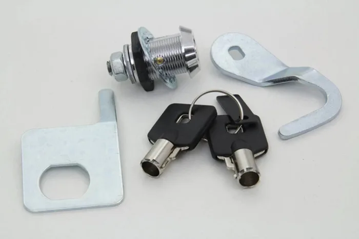 V-Twin Chrome Tour-Pak Pack Lock Key Kit 53194-07 Harley 93-13 Touring Dresser