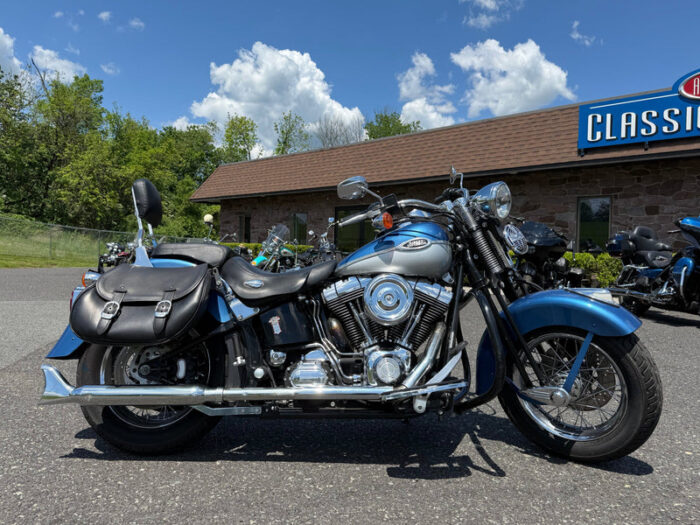 2005 Harley-Davidson Softail Heritage Springer Classic FLSTSC/I Collector-Grade - $10,495 (Copy)