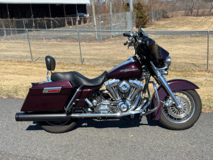 2006 Harley-Davidson Street Glide FLHXI One Owner w/ Only Miles! Many Extras! $7,995
