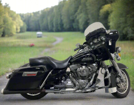 2009 Harley-Davidson Touring Electra Glide Standard FLHT Only 9,190 Miles w/ Extras!