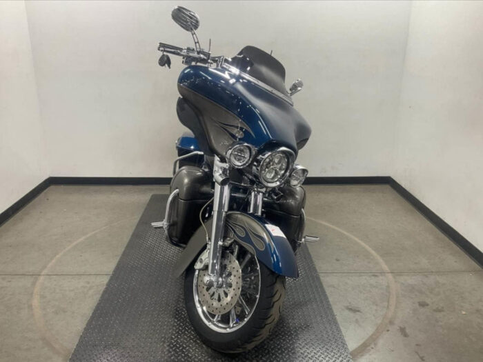 2010 Harley-Davidson CVO Screamin' Eagle Ultra Classic FLHTCUSE5 w/ VH True Duals! Top Of The Line! $14,995 (In Transit)