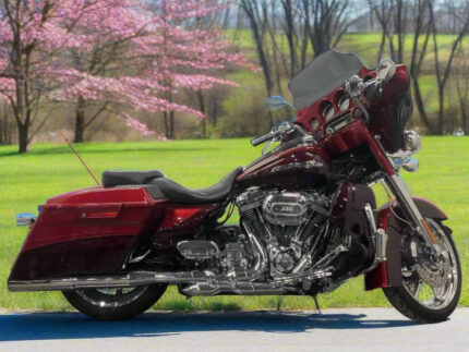 2012 Harley Davidson Screamin’ Eagle Street Glide FLHXSE2 CVO 110" w/ Extras & Low Miles! $12,995 (In Transit)