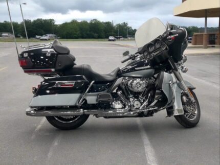 2012 Harley-Davidson Touring Electra Glide Ultra Limited® FLHTK 103" 6-Speed One Owner $10,995 (Sneak Peek Deal)