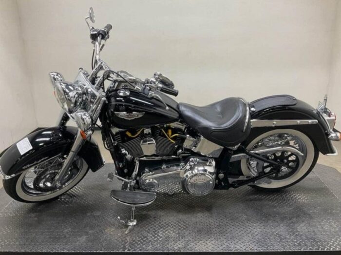 2015 Harley-Davidson Softail Deluxe FLSTN One-Owner w/ Chrome Front End Low Miles! $14,995