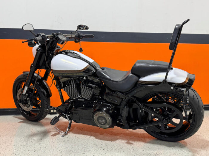 2016 Harley-Davidson Screamin' Eagle CVO 110" Softail Breakout Pro Street FXSE One Owner Low Miles! $14,995