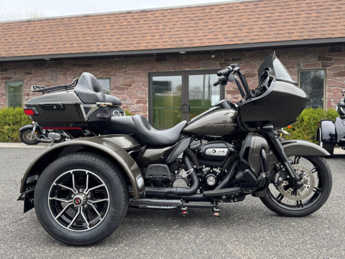 2020 Harley-Davidson Road Glide Limited FLTRK 114" River Rock Gray w/ Black Option Trike Kit w/ Extras! $19,995 (In Transit)