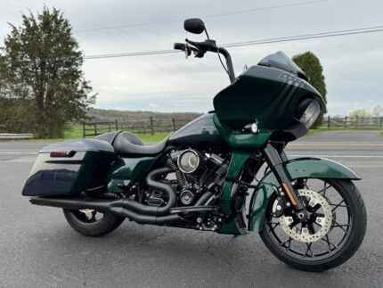 2021 Harley-Davidson Road Glide Special FLTRXS 114 Snake Venom Only 236 Miles! $28,995 (In Transit)