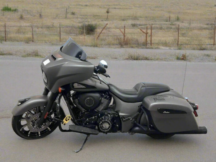 2021 Indian Motorcycle Company Chieftain Dark Horse One Owner w/ Low Miles! $17,995 (In Transit)