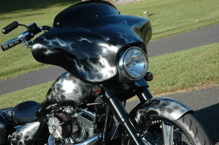 4" Windvest Black Replacement Screen Batwing Windshield Harley Touring Bagger
