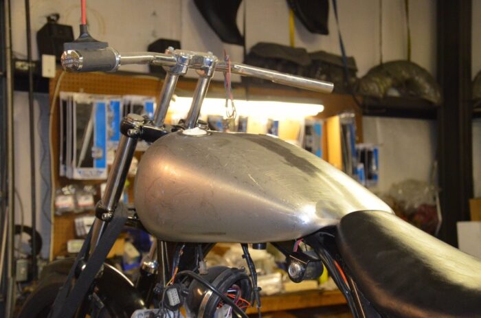 Smooth 4 Gallon Fat Bob Bobbed Dual Cap Mustang Fuel Gas Tank Harley FXR 38-0081